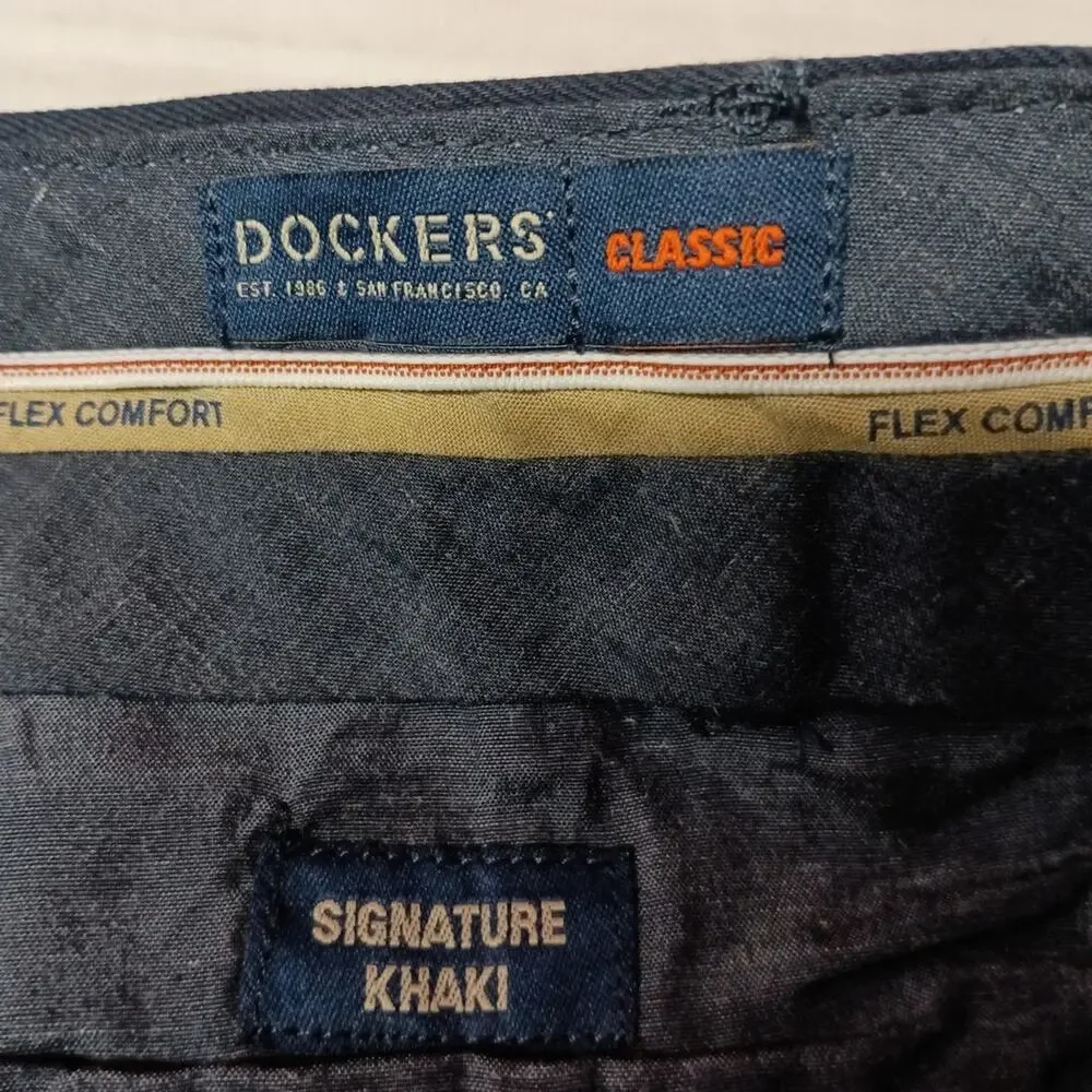 Dockers Signature Khakis Men's Size 46x32 Navy‎ Blue Classic Fit Cotton